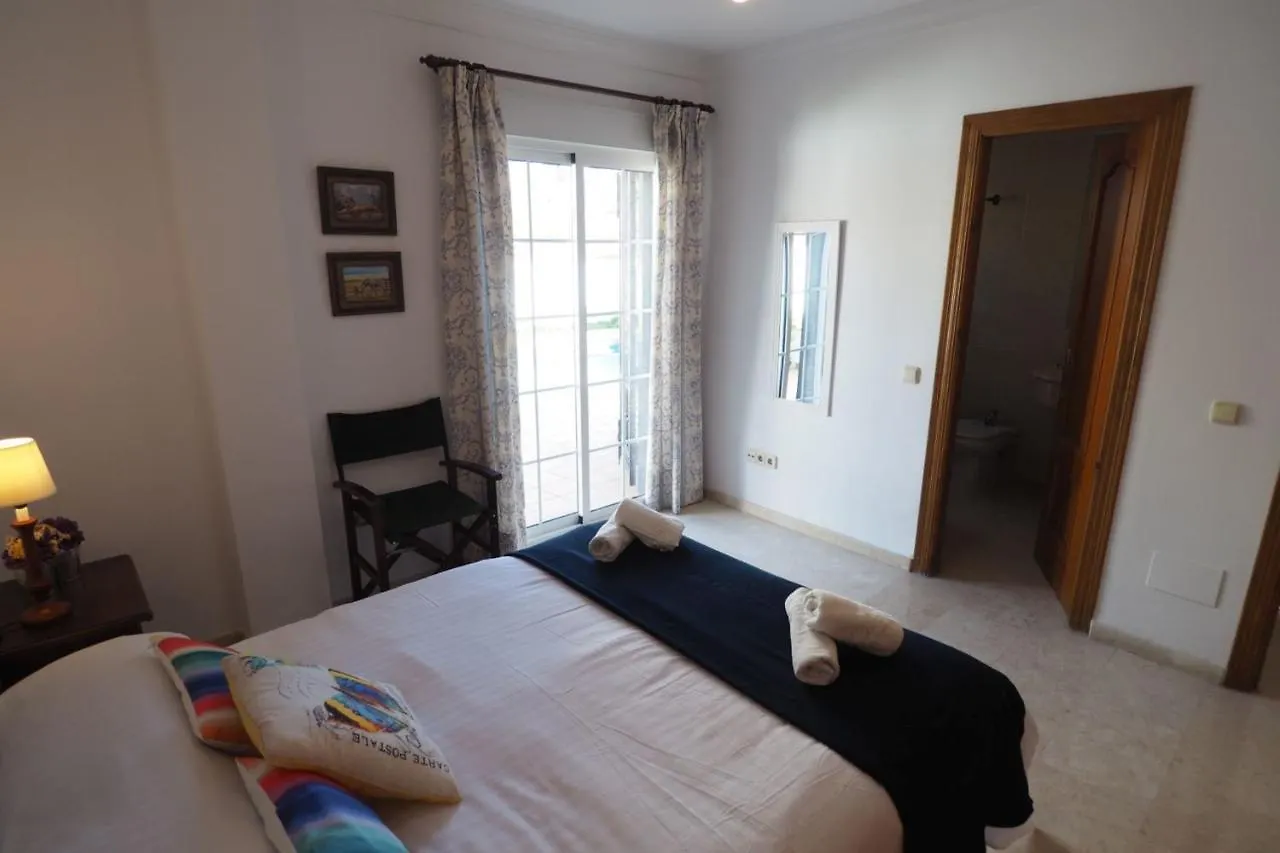Nerja Paradise Rentals - Villa Las Dalias