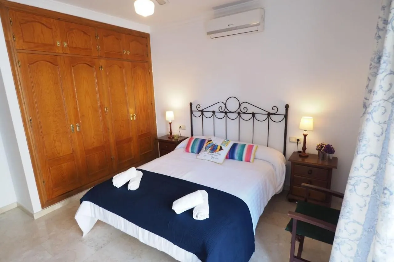 Nerja Paradise Rentals - Villa Las Dalias